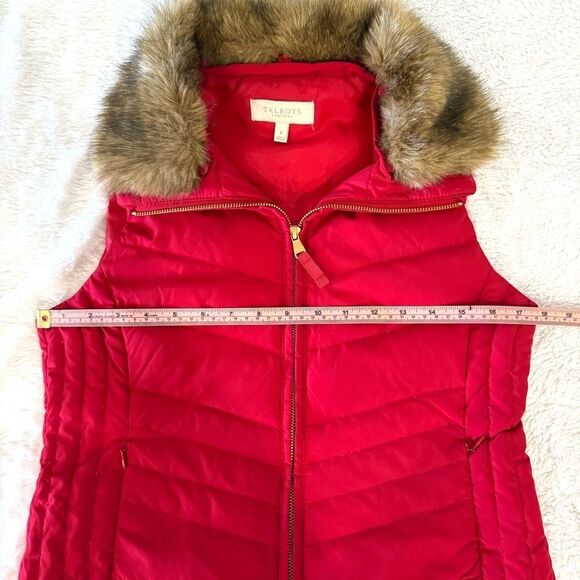 Talbots Red Quilted Down Puffer Vest with Removable Faux Fur Collar Size Small - Picture 8 of 8